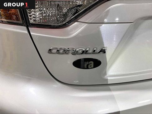 Used 2023 Toyota Corolla LE w/ LE Premium Package image 10