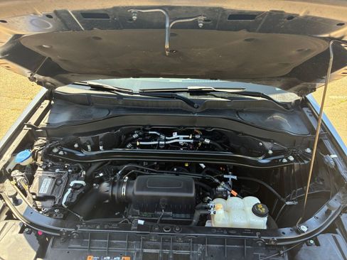 Used 2023 Ford Explorer Limited RWD image 36