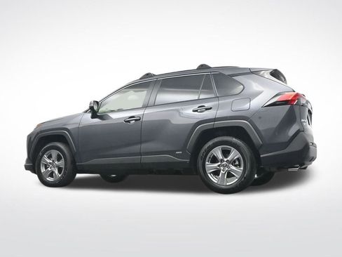 Used 2025 Toyota RAV4 XLE image 39