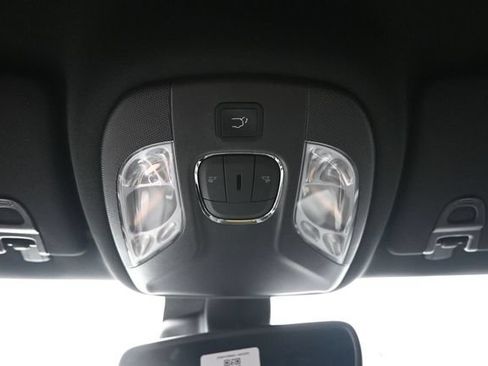 New 2026 Jeep Compass Trailhawk w/ Trailer Tow Group AWD/4WD image 27