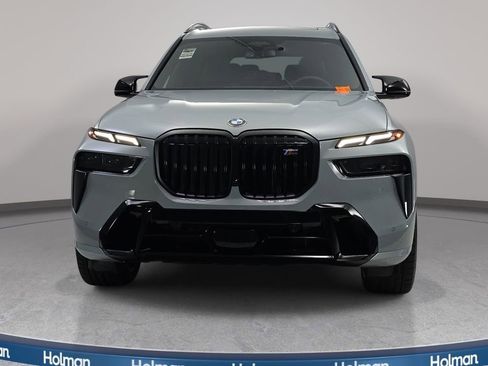 New 2026 BMW X7 M60i image 2