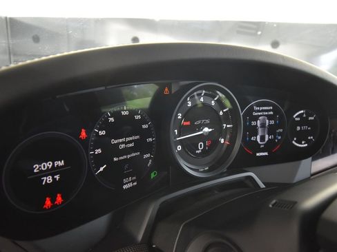 Used 2024 Porsche 911 Carrera GTS image 32