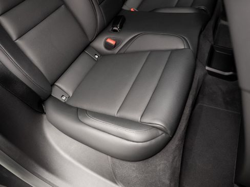 Used 2023 Porsche Taycan GTS image 64