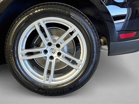 New 2026 Porsche Macan AWD/4WD image 24