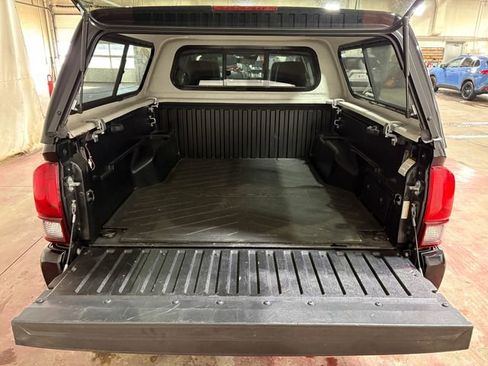 Certified 2021 Toyota Tacoma SR image 5