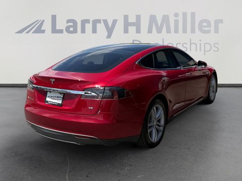 Used 2014 Tesla Model S RWD image 5