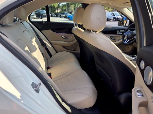 Used 2021 Mercedes-Benz C 300 Sedan image 21