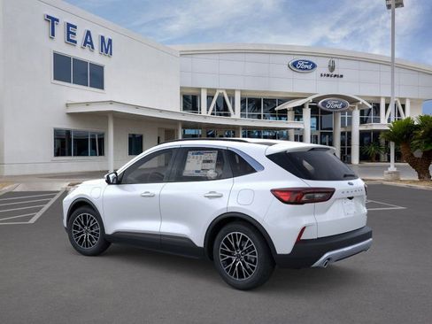 New 2025 Ford Escape SE image 4