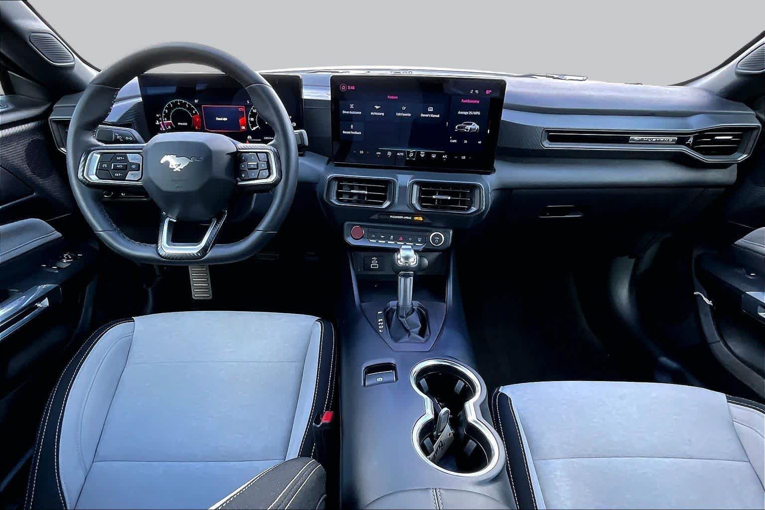 Used 2025 Ford Mustang Coupe RWD image 16