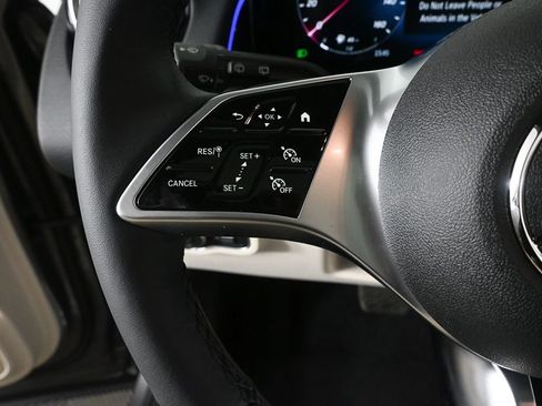 New 2026 Mercedes-Benz GLB 250 image 10