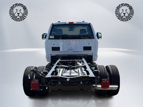 New 2026 Ford F350 XL w/ XL Chrome Package AWD/4WD image 7