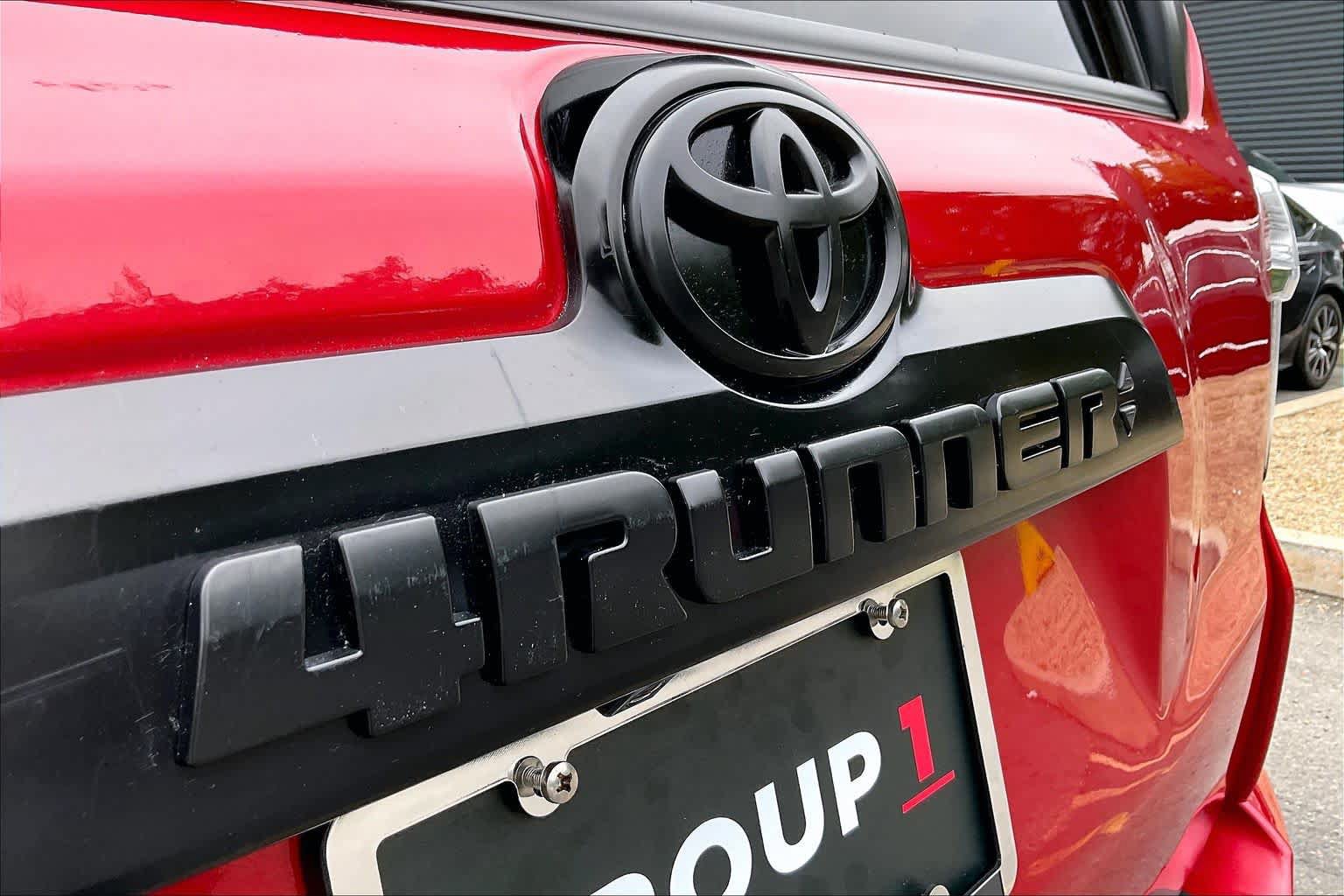Used 2024 Toyota 4Runner TRD Off-Road Premium w/ Moonroof Package AWD/4WD image 31