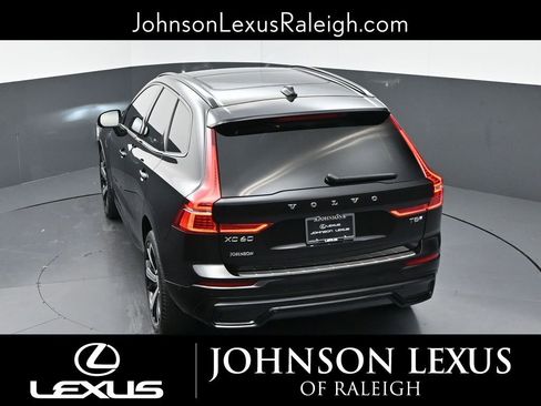 Used 2025 Volvo XC60 T8 Ultra w/ Climate Package image 27