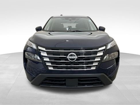 Used 2024 Nissan Rogue SV FWD image 9