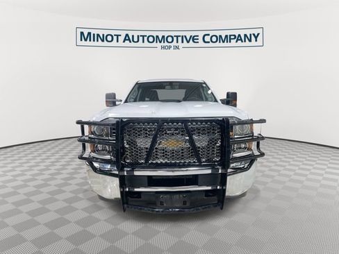 Used 2019 Chevrolet Silverado 2500 W/T w/ WT Convenience Package image 3