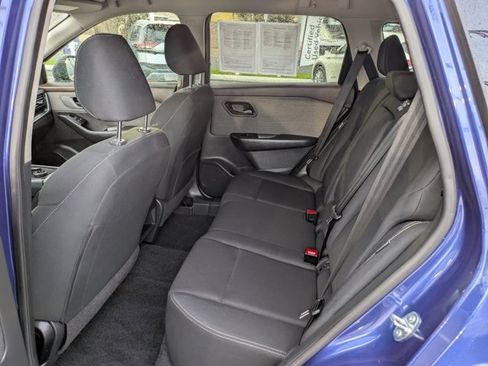 Used 2023 Nissan Rogue S image 14