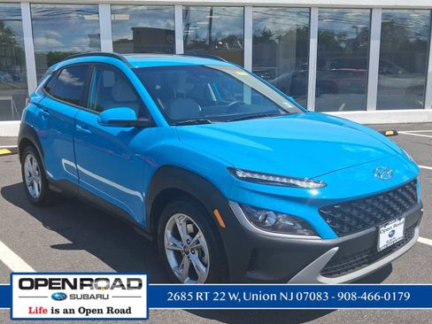 Used 2023 Hyundai Kona SEL w/ Convenience Package AWD/4WD image 4