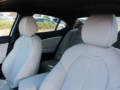 New 2026 Genesis G70 2.5T image 10