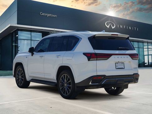 Used 2023 Lexus LX 600 F Sport w/ Accessory Package (Z1) image 5