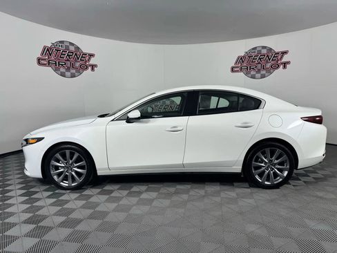 Used 2023 MAZDA MAZDA3 s image 4