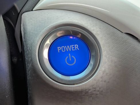 Used 2021 Chevrolet Bolt LT image 34