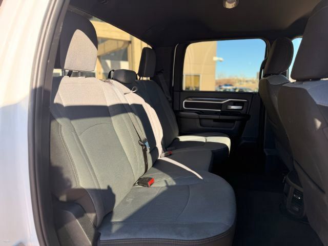 Used 2024 RAM 3500 Big Horn AWD/4WD image 25