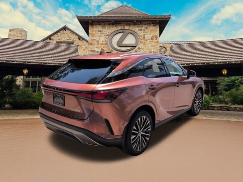 Used 2025 Lexus RX 350 Premium Plus w/ Convenience Package FWD image 3
