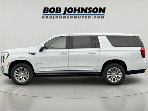 New 2026 GMC Yukon XL Denali w/ Sun & Power Step Package image 4