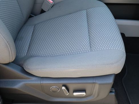 Used 2018 Ford F150 XLT w/ Equipment Group 302A Luxury image 27