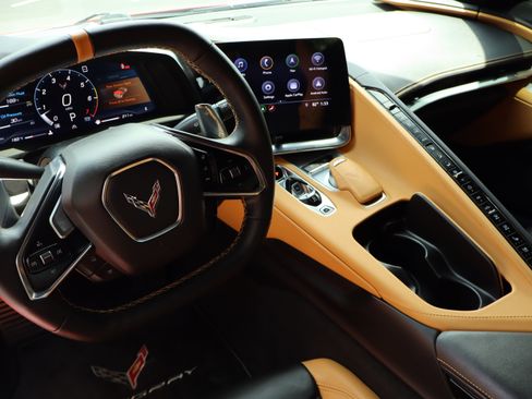Used 2020 Chevrolet Corvette Stingray Preferred Cpe w/ 2LT Preferred Equipment Group RWD image 20