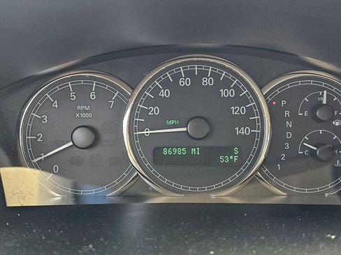 Used 2006 Buick LaCrosse CXL w/ Driver Confidence Package image 19