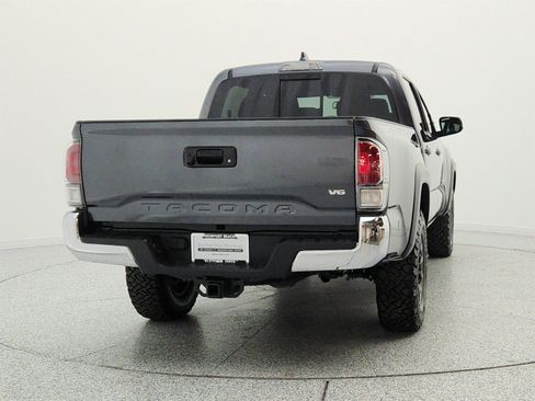 Used 2023 Toyota Tacoma TRD Off-Road AWD/4WD image 6