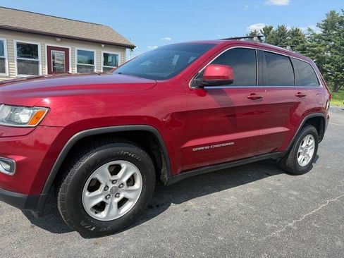 Used 2014 Jeep Grand Cherokee Laredo w/ Security & Convenience Group RWD image 34