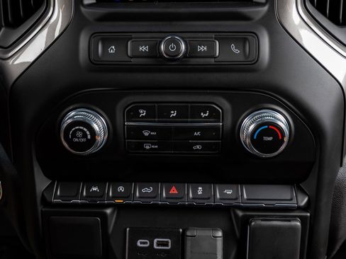 Used 2025 GMC Sierra 1500 Pro w/ Convenience Package image 22