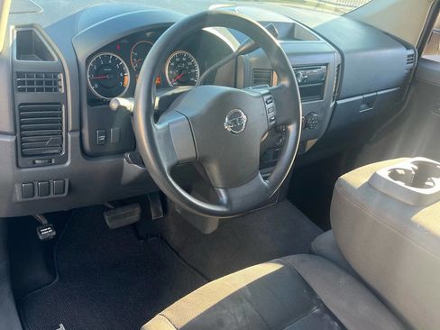 Used 2010 Nissan Titan XE w/ XE Popular Equipment Pkg image 11