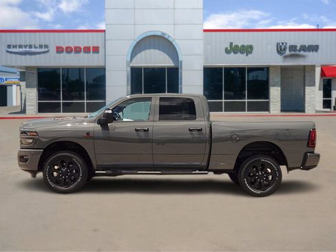 New 2026 RAM 2500 Tradesman AWD/4WD image 3