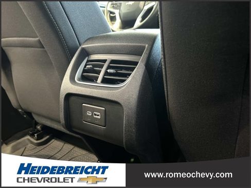 Used 2024 Chevrolet Blazer LT w/ Convenience Package FWD image 17