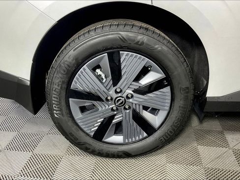 New 2025 Nissan Murano SL image 18