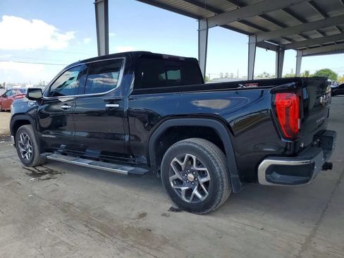 Used 2022 GMC Sierra 1500 SLT w/ SLT Premium Plus Package AWD/4WD image 4