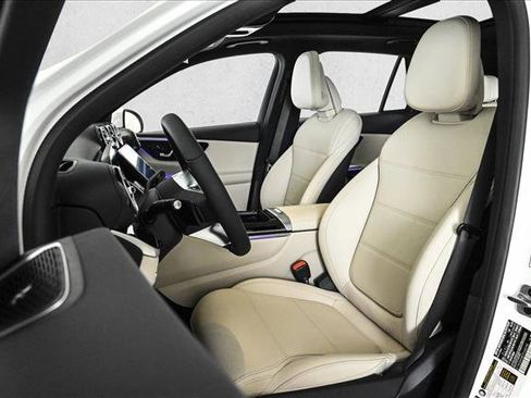 New 2026 Mercedes-Benz GLC 300 4MATIC image 18