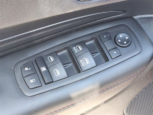 Certified 2023 Dodge Durango R/T image 19