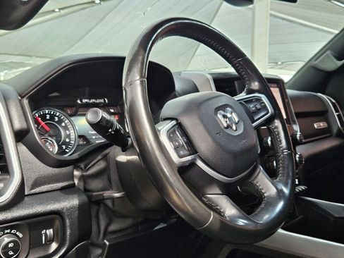 Used 2022 RAM 1500 Lone Star w/ Night Edition RWD image 7