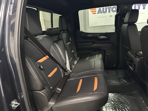 Used 2024 GMC Sierra 1500 AT4 w/ Technology Package AWD/4WD image 21