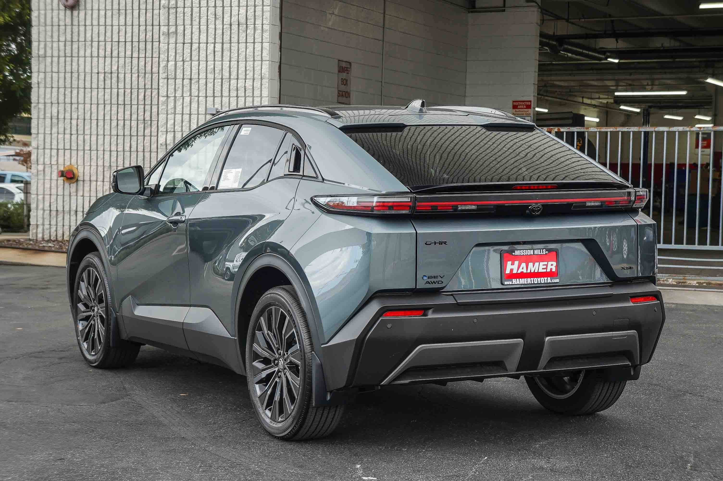 New 2026 Toyota C-HR AWD/4WD image 5