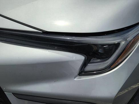 Used 2024 Toyota Corolla SE FWD image 8