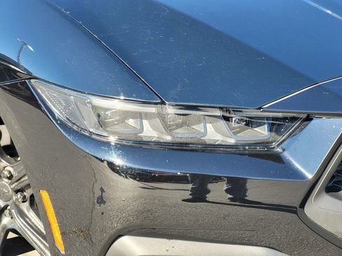 Used 2025 Ford Mustang Coupe image 13