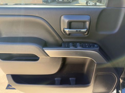 Used 2019 Chevrolet Silverado 1500 LT image 17