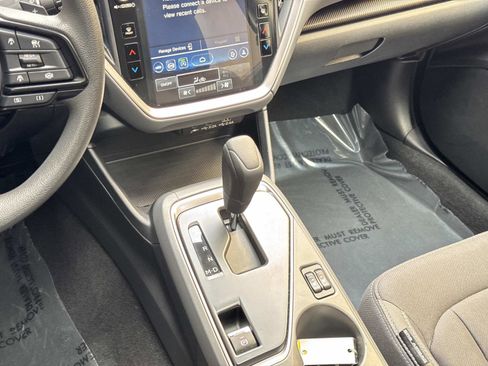 Used 2025 Subaru Crosstrek 2.0i Premium image 11