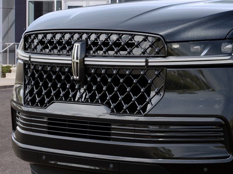 New 2027 Lincoln Navigator Reserve w/ Jet Appearance Package AWD/4WD image 42