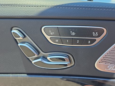 Used 2019 Mercedes-Benz S 560 4MATIC Sedan image 28